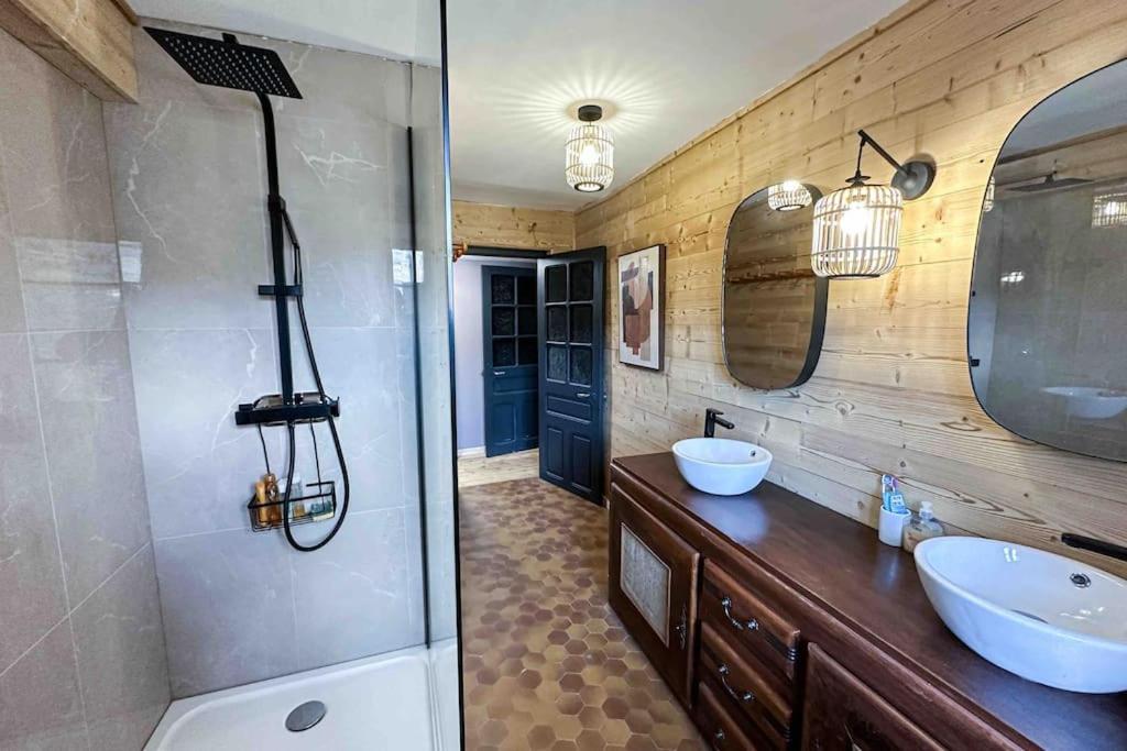 Ribera 1 - Beautiful Reformed House Parking Villa Formigueres Ngoại thất bức ảnh