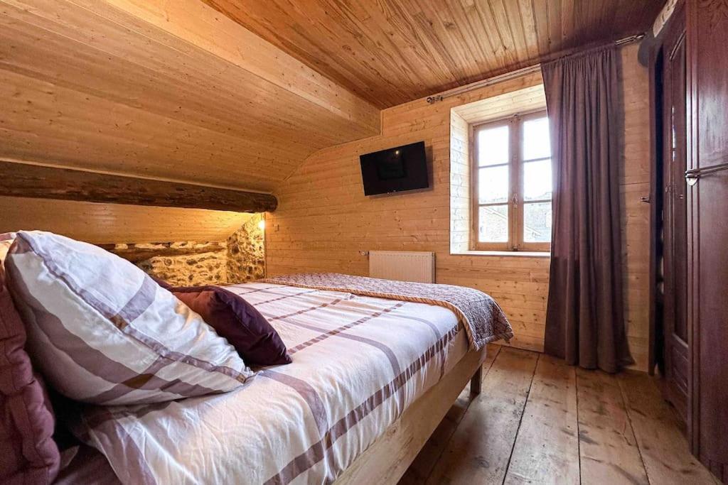 Ribera 1 - Beautiful Reformed House Parking Villa Formigueres Ngoại thất bức ảnh
