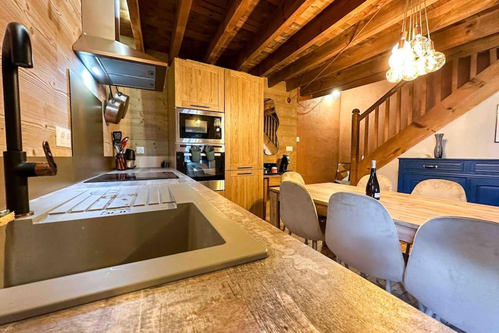 Ribera 1 - Beautiful Reformed House Parking Villa Formigueres Ngoại thất bức ảnh